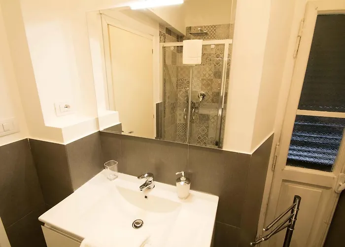 Stazione San Pietro 20 * Rome